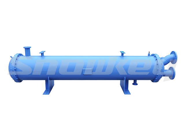 Shell-and-tube condenser